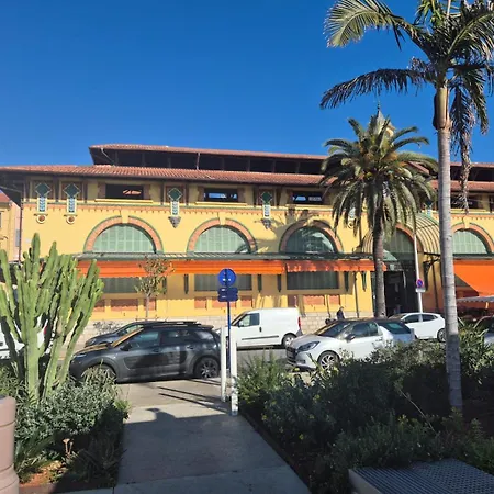 Large One Bedroom Apartment In Central Menton