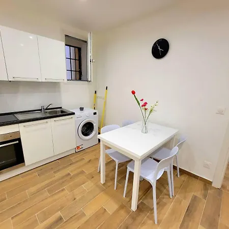 Apartmán Large One Bedroom Apartment In Central Menton